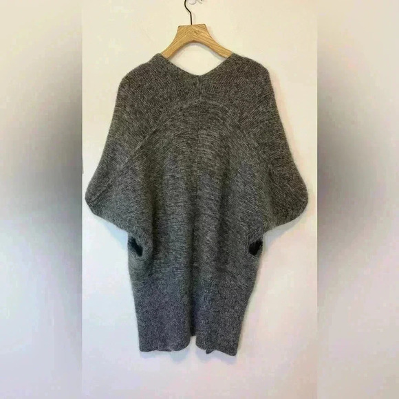 Aritzia  The Group Babaton Javier Cocoon Cardigan , sz XXS / XS - Picture 4 of 8
